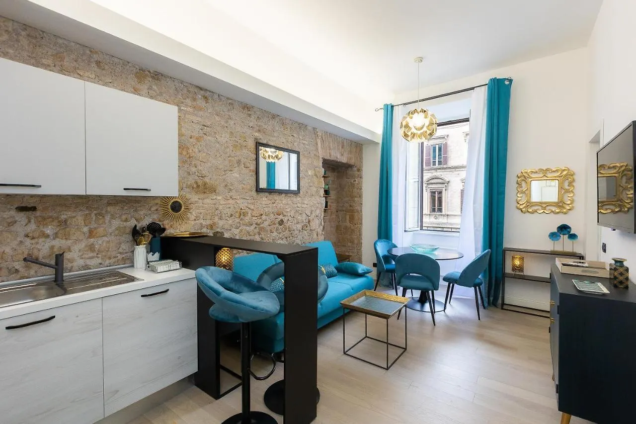 Solferino By Rental In Róma