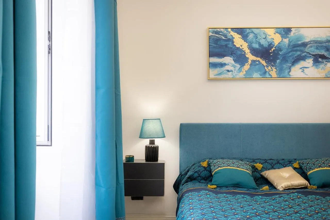 Apartment Solferino By Rental In Rome