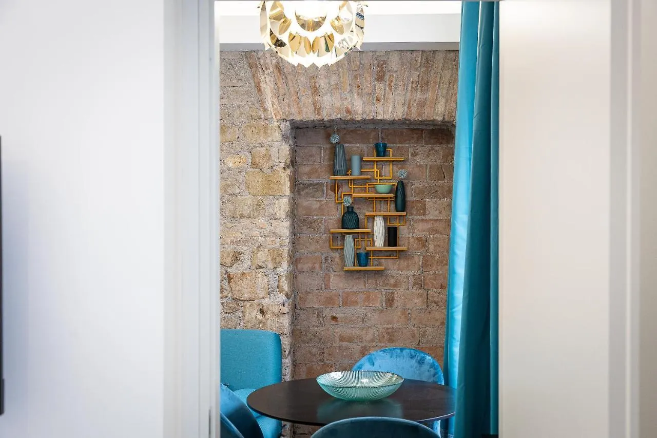 Apartment Solferino By Rental In Rome